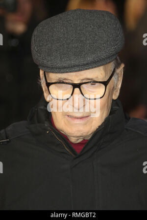 Dec 10, 2015 - Londres, Angleterre, Royaume-Uni - 'Les huit haineux' première européenne, Odeon Leicester Square - La photo montre des arrivées : Ennio Morricone Banque D'Images