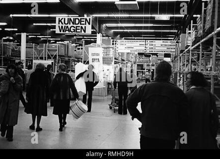 Filiale de la chaîne de meubles suédois Ikea de Dorsten dans le nord de la Ruhr. Banque D'Images