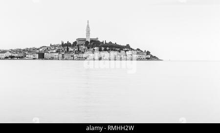 Rovinj. Rovino. Istrie. Croatie. Europe. Noir blanc paysage. Banque D'Images