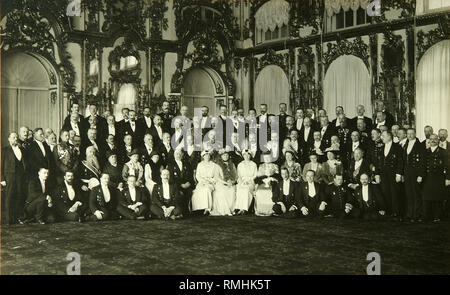 La séance de la Commission de la grande-duchesse Tatiana Nikolaievna de la Russie. Photographie Banque D'Images