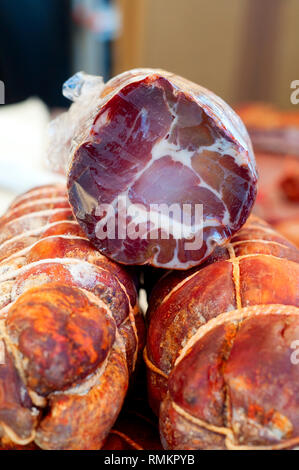 L'Italie, en Calabre, de marché, de salami, de Calabre Capocollo Banque D'Images