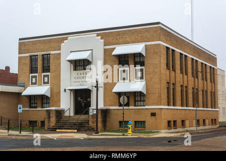 Linden, Texas, États-Unis d'Amérique - le 14 janvier 2017. Cass Comté office building, datant de 1938, dans la région de Linden, TX. Banque D'Images