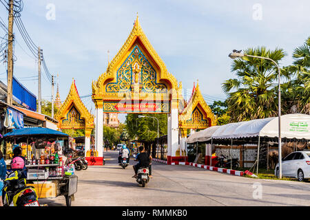 Temple de Chalong en Thaïlande en Asie Banque D'Images