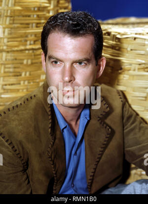 Fred MacMurray, circa (1945) #  de référence de fichier 33751 263THA Banque D'Images