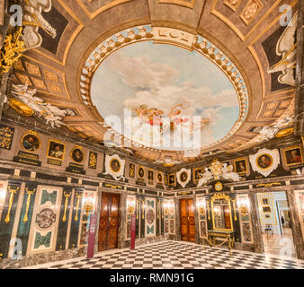 La peinture à plafond plafond en Chambre, Château Royal de Varsovie, Pologne Banque D'Images