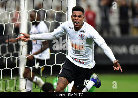 São Paulo, Brésil, 14 février 2019 - CORINTHIENS-RACING(ARG) - Objectif de Gustavo pour les Corinthiens - Match entre les Corinthiens vs Racing (ARG), valable pour la première étape de la première phase de la Copa Sul Americana, qui a eu lieu à l'Arena Corinthians de São Paulo, dans la nuit de jeudi 14. (Photo : Eduardo Carmim / Photo Premium) Credit : Eduardo Carmim/Alamy Live News Banque D'Images