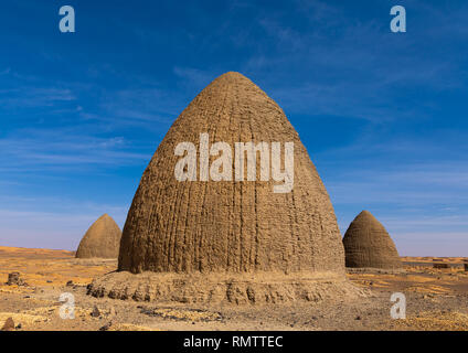 Tombes de ruche, Nubia, Old Dongola, Soudan Banque D'Images