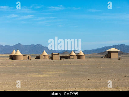 Les maisons construites par l'anglais pour la gare les travailleurs pendant la période coloniale, l'État de Kassala, de Kassala, au Soudan Banque D'Images