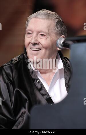 Légende Rock ' Roll Jerry Lee Lewis est montré sur scène pendant son concert 'live' au cours de l'apparence de l'aide agricole 2008. Banque D'Images