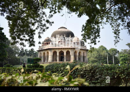 C'est la belle scène des jardins Lodhi situé dans la région de Delhi la capitale de l'Inde. Il a la tombe de Sikandar Lodi.c'est un magnifique monument. Banque D'Images