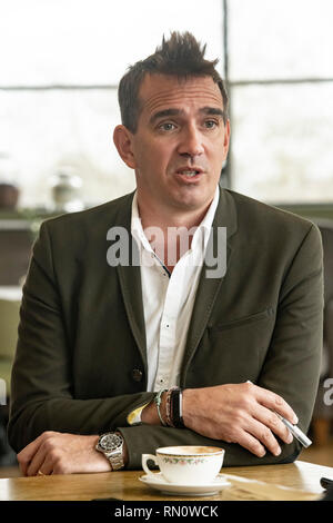 Le Dr Peter Frankopan en conversation à Oxford, Angleterre Banque D'Images