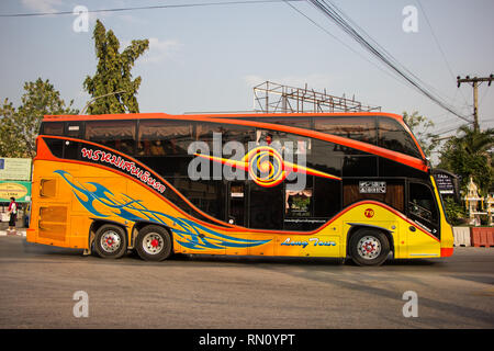 Chiang Mai, Thaïlande - 16 Février 2019 : Bus voyage privée . Photo à la gare routière de Chiangmai. Banque D'Images