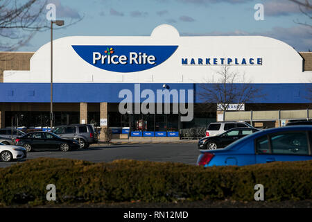 Un logo d'une enseigne à l'extérieur de l'épicerie au détail Rite Prix Emplacement du magasin de Harrisburg, Pennsylvanie le 9 février 2019. Banque D'Images