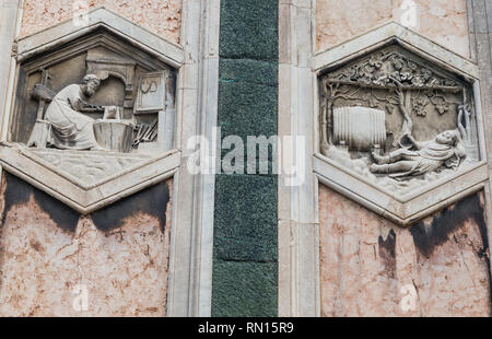 Les Reliefs sur l'hexagonal Giottos Campanile. Florence Banque D'Images