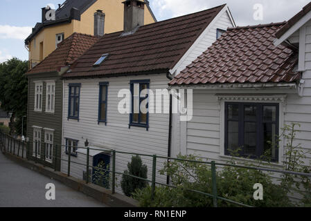 La ville norvégienne de Bergen a beaucoup de petites maisons en bois.. Banque D'Images