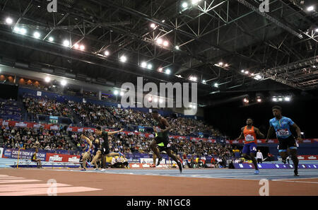 La Chine a su Bingtian (au centre, à gauche) remporte la course masculine de 60 mètres au cours de l'intérieur Muller Grand Prix Arena Birmingham. Banque D'Images