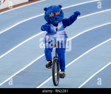 Birmingham, UK. 16 février 2019. La mascotte officielle des Britbear cheers les foules pendant Muller Indoor Grand Prix 2019 à Birmingham Birmingham Arena le Samedi, 16 février 2019. BIRMINGHAM ENGLAND. (Usage éditorial uniquement, licence requise pour un usage commercial. Aucune utilisation de pari, de jeux ou d'un seul club/ligue/dvd publications.) Crédit : Taka G Wu Banque D'Images