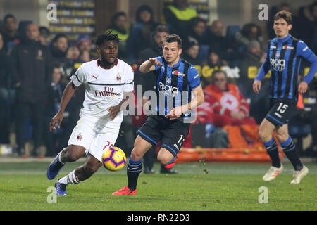 Foto Mauro Locatelli/LaPresse 16 febbraio 2019 Bergame, Italia sport calcio Atalanta vs Milan - Campionato di Calcio Serie A TIM 2018/2019 - stadio Atleti Azzurri D'Italia. Nella foto : Kessie Photo Mauro Locatelli/LaPresse 16 février 2019 Bergame, Italie Sports Football Atalanta vs Milan- championnat de football italien une ligue TIM 2018/2019 - Atleti Azzurri D'Italia stadium. Dans le pic : Kessie Banque D'Images