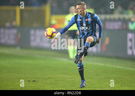 Foto Mauro Locatelli/LaPresse 16 febbraio 2019 Bergame, Italia sport calcio Atalanta vs Milan - Campionato di Calcio Serie A TIM 2018/2019 - stadio Atleti Azzurri D'Italia. Nella foto : Castagne Photo Mauro Locatelli/LaPresse 16 février 2019 Bergame, Italie Sports Football Atalanta vs Milan- championnat de football italien une ligue TIM 2018/2019 - Atleti Azzurri D'Italia stadium. Dans le pic : la castagne Banque D'Images