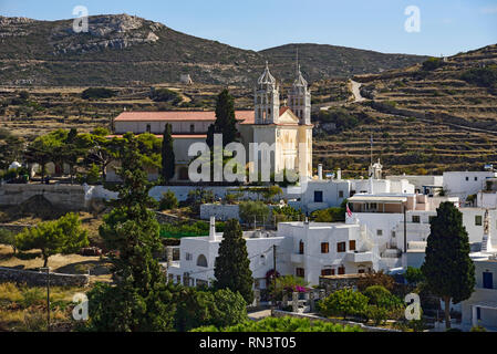 Lefkes village en Grèce Banque D'Images