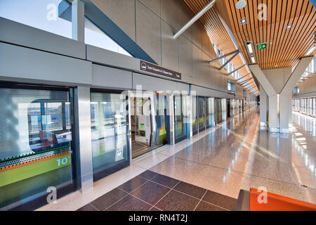 Toronto, Canada-April 20, 2018 : jusqu'Express train navette reliant l'aéroport Pearson de Toronto bornes et la ville au centre-ville Banque D'Images