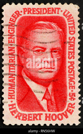 États-unis d'Amérique - vers 1965 : timbre imprimé aux États-Unis d'Amérique montre président américain Herbert Clark Hoover, vers 1965 Banque D'Images