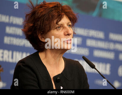 Berlin, Allemagne. 16 février 2019. Marie Balducchi, Glashütte Original - Documentary Award pour le film parle d'arbres à la conférence de presse les lauréats lors de la 69ème Berlinale International Film Festival, le samedi 16 février 2019, l'hôtel Grand Hyatt, Berlin, Allemagne. Credit : Doreen Kennedy/Alamy Live News Banque D'Images