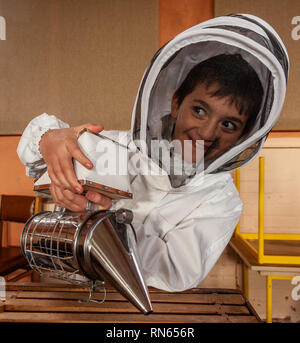 03320 West Cork, Irlande. Feb 17, 2019. Leon O'Shea de Ballineen était à l'événement de l'Association Apiculture irlandaise d'aujourd'hui. L'événement conférenciers invités et de l'apiculture de fournitures pour la vente. Credit : Andy Gibson/Alamy Live News. Banque D'Images