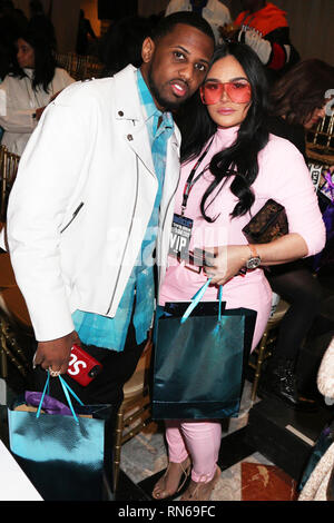 Charlotte, NC, USA. Feb 15, 2019. Fabolous & Emily B assister à la Rookie USA Fashion Show for the Weeknd NBA All-Star à Charlotte, NC Crédit photo : Walik Goshorn/Mediapunch/Alamy Live News Banque D'Images