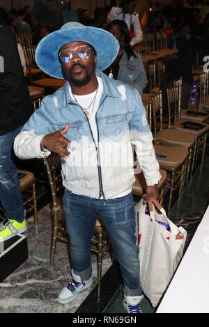 Charlotte, NC, USA. Feb 15, 2019. Anthony Hamilton assiste à la Rookie USA Fashion Show for the Weeknd NBA All-Star à Charlotte, NC Crédit photo : Walik Goshorn/Mediapunch/Alamy Live News Banque D'Images