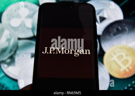 La Pologne. Feb 17, 2019. JP Morgan logo est vu sur un téléphone mobile Android. Credit : Omar Marques/SOPA Images/ZUMA/Alamy Fil Live News Banque D'Images