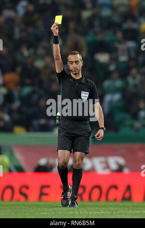 Lisbonne, Portugal, Portugal. Feb 17, 2019. Jorge Sousa, arbitre en action au cours de la Ligue n° 2018/19 match footballl entre Sporting CP vs SC Braga. Crédit : David Martins SOPA/Images/ZUMA/Alamy Fil Live News Banque D'Images