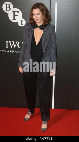 Oct 06, 2015 - Londres, Angleterre, Royaume-Uni - BFI Gala lumineux, Guildhall - Tapis Rouge photo montre des arrivées : Anna Friel Banque D'Images