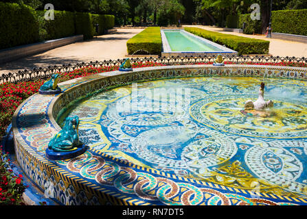 Parque de Maria Luisa, en face de la Plaza de España à Séville, Espagne. Banque D'Images