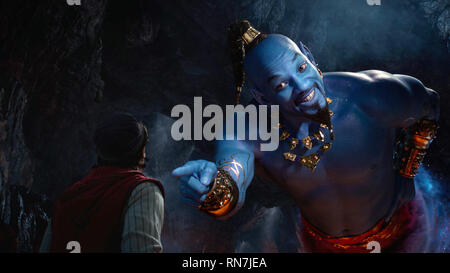 Aladdin est une aventure fantastique romantique musical film réalisé par Guy Ritchie, à partir du scénario co-écrit avec John Août, et produit par Walt Disney Pictures Cette photographie est fourni pour un usage éditorial uniquement et est l'auteur du film company et/ou de l'espace attribué par le photographe ou film société de production. Banque D'Images