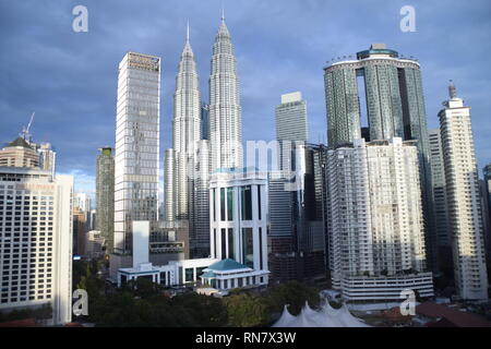 Win Petronas towers Kuala Lumpur, Malaisie Banque D'Images