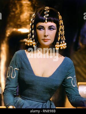 ELIZABETH TAYLOR, Cléopâtre, 1963 Banque D'Images