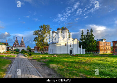 La cathédrale de la déposition de la Robe (cathédrale) Rizopolozhenskiy à Suzdal, la Russie. Banque D'Images