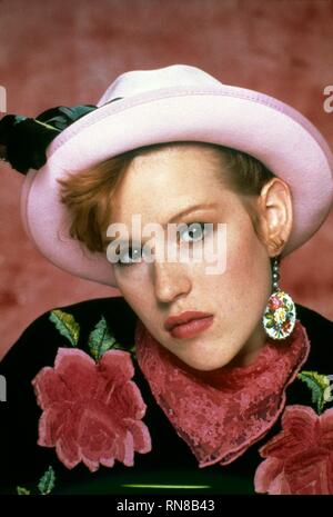 MOLLY RINGWALD, JOLIE EN ROSE, 1986 Banque D'Images