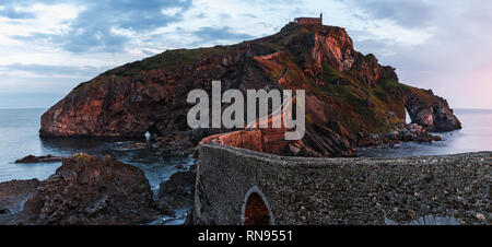 San Juan de Gaztelugatxe island au Pays basque, Espagne Banque D'Images