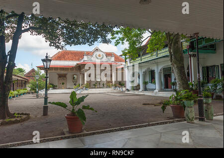 Yogyakarta Indonésie - Aug 1, 2016 : voir l'intérieur de palais du Sultan Yogyakarta Kraton, qui abrite le Sultanat en dernière région spéciale de Yogyakarta Banque D'Images