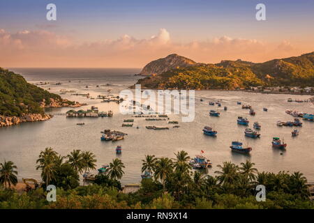 Vinh Hy bay, village de pêcheurs, quartier Hay Ninh, Vietnam du Sud Banque D'Images