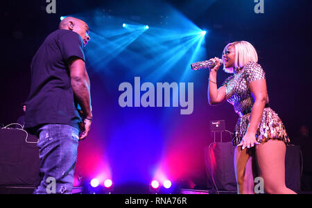 San Francisco, USA. Feb 17, 2019. SAN FRANCISCO, CALIFORNIE - Le 17 février : JA RULE et ASHANTI effectuer au Warfield Theatre le 17 février 2019 à San Francisco, Californie. Credit : Imagespace/Alamy Live News Banque D'Images