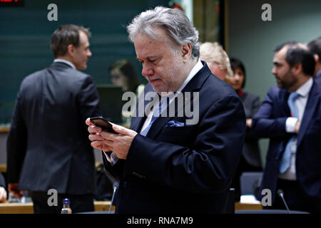 Bruxelles, Belgique. 10 févr. 2019 18. Le ministre des Affaires étrangères grec Georgios Katrougalos participe à l'Union européenne au Conseil Affaires étrangères . Alexandros Michailidis/Alamy Live News Banque D'Images