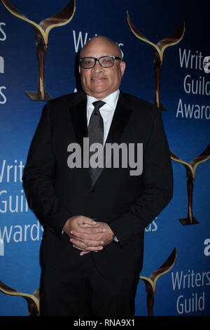 Los Angeles, USA. Feb 17, 2019. Larry Wilmore 02/17/2019 Writers Guild Awards 2019 qui a eu lieu au Beverly Hilton à Beverly Hills, CA : Crédit Cronos/Alamy Live News Banque D'Images