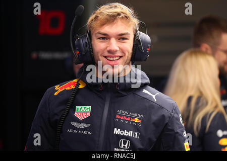 Montmelo, Barcelone - Espagne. 18 février 2019. Pierre Gasly de la France et de l'Aston Martin Racing Red Bull RB15 au cours de la première journée d'essais hivernaux de F1 Banque D'Images