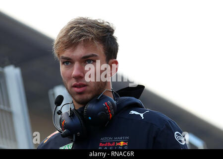 Montmelo, Barcelone - Espagne. 18 février 2019. Pierre Gasly de la France et de l'Aston Martin Racing Red Bull RB15 au cours de la première journée d'essais hivernaux de F1 Banque D'Images