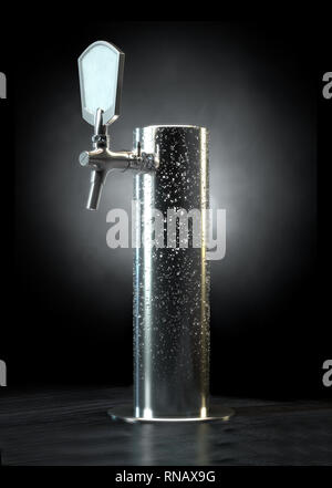 Une bière chrome robinet avec condensation froide isolée sur un fond sombre - 3D render Banque D'Images