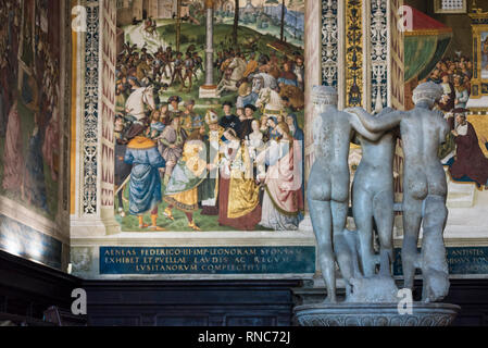 Intérieur de la Bibliothèque Piccolomini, Duomo (cathédrale de Sienne), Toscane, Italie Banque D'Images