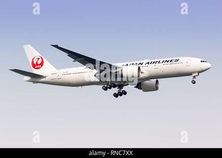 Singapour, Singapour - 29. Janvier 2018 : Japan Airlines Boeing 777 à l'aéroport Changi de Singapour (SIN) à Singapour. Dans le monde d'utilisation | Banque D'Images